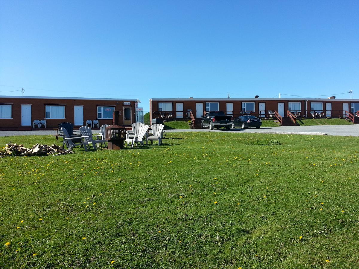 Motel du Haut Phare Cap-des-Rosiers Exterior foto